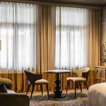 The Grand National Hotel By Saint Peter